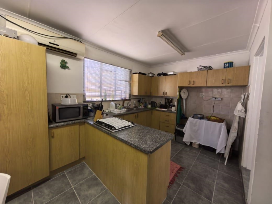 5 Bedroom Property for Sale in Hadison Park Northern Cape